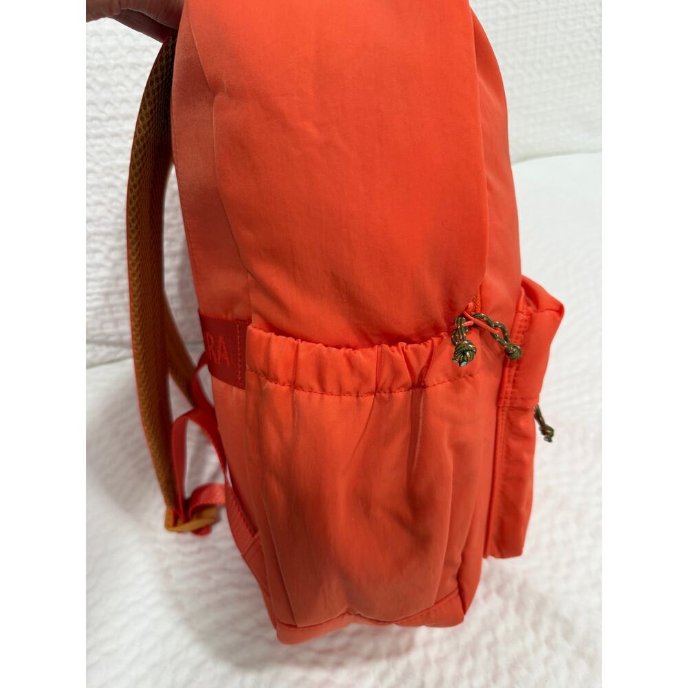doTERRA Hot Orange Nylon Backpack Travel Daypack School Work Laptop Carryall Bag - Picture 14 of 14